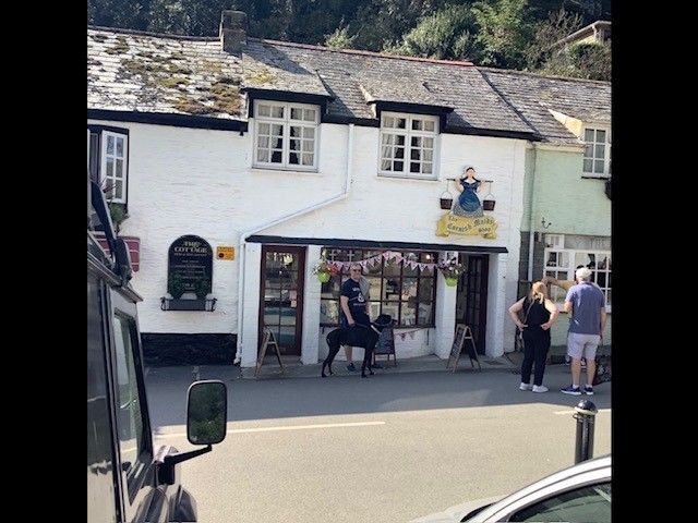 Property photo 3 of 11