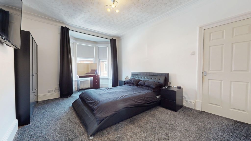 Property photo 2 of 18 3732552