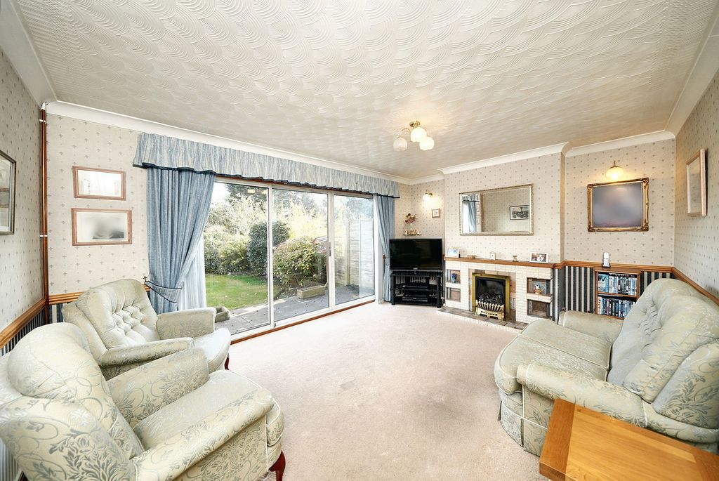 Property photo 3 of 23