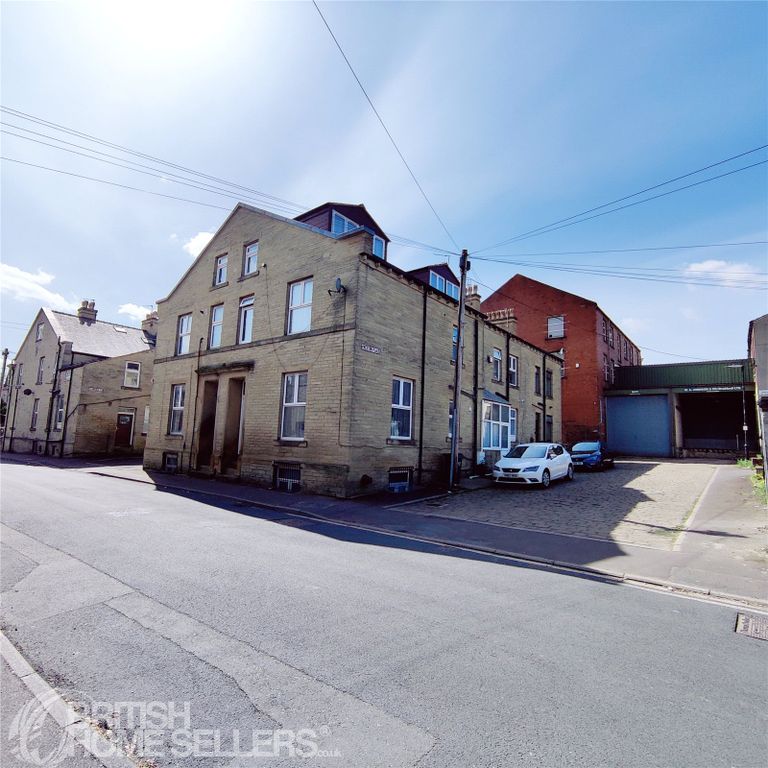 Property photo 2 of 22 Picture No. 06