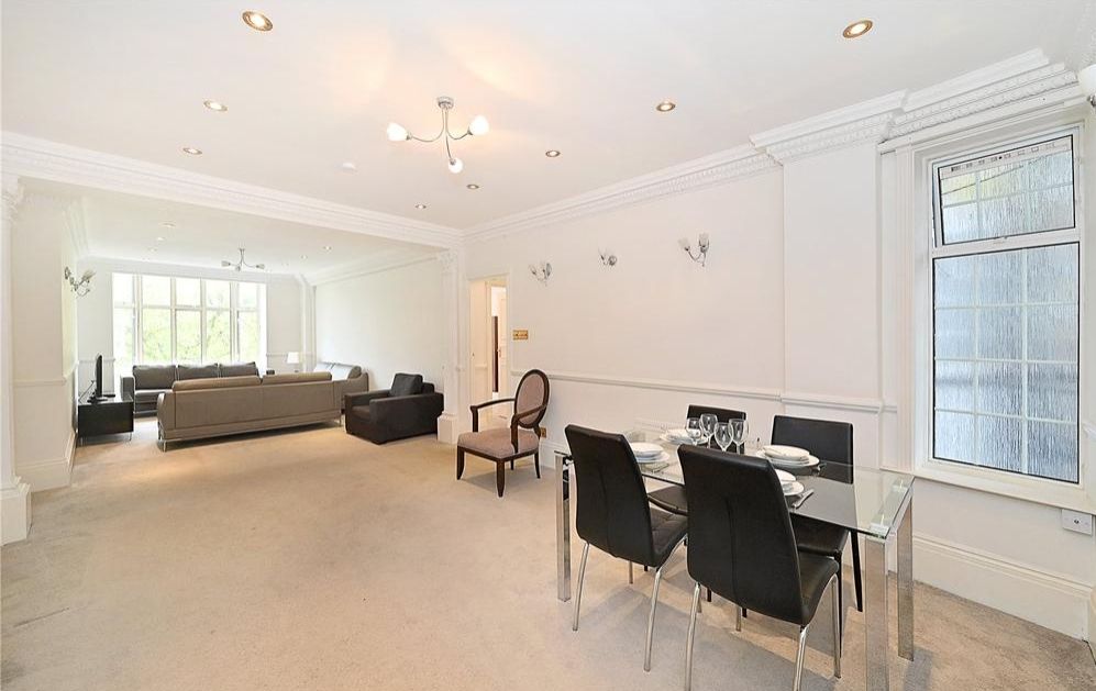 Property photo 3 of 11