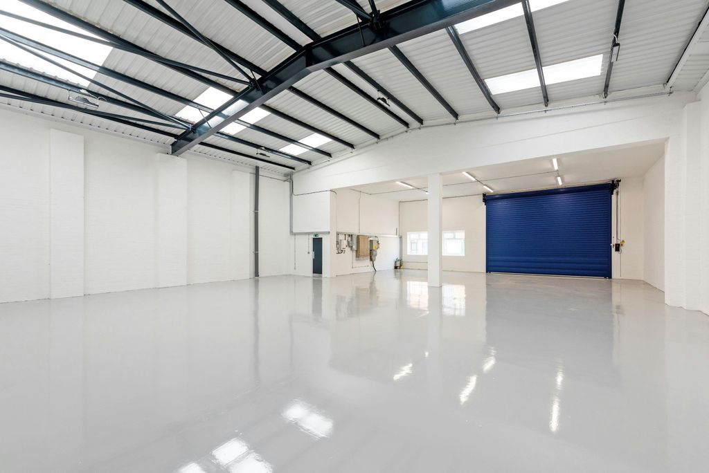 Property photo 3 of 23 Bermondsey 27 Int  July 20251.Jpg