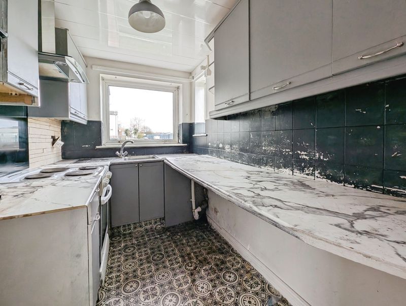 Property photo 3 of 11 Photo 11