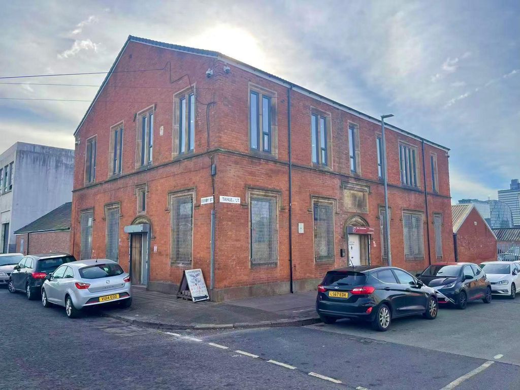 Property photo 1 of 7