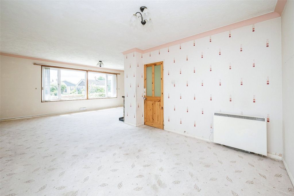 Property photo 3 of 14 Picture No. 01