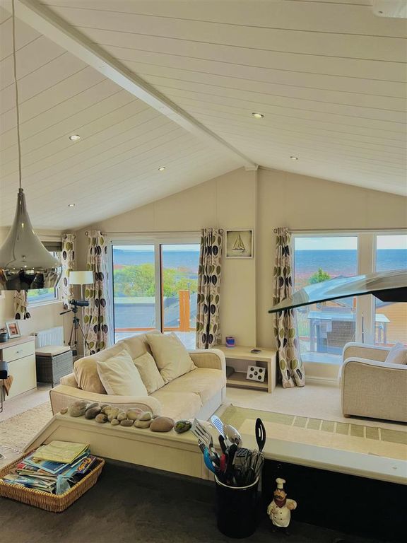Property photo 3 of 45 Lounge With Stunning Sea Views