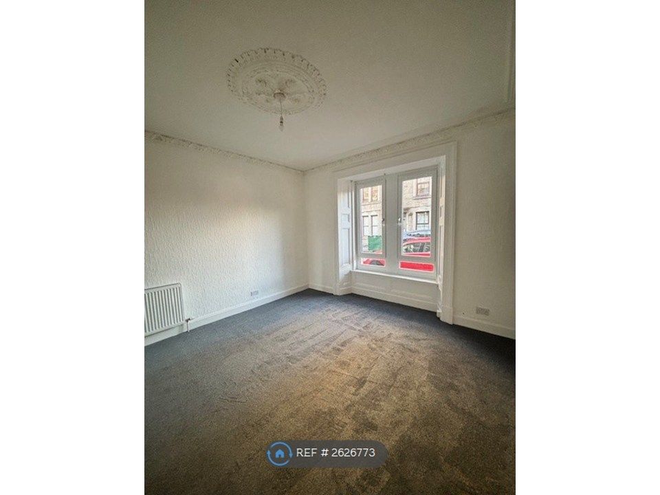 Property photo 2 of 6 Living Room