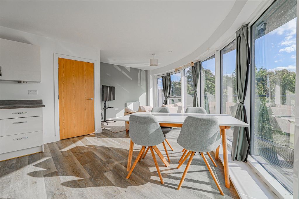 Property photo 2 of 17 980A0586.Jpg