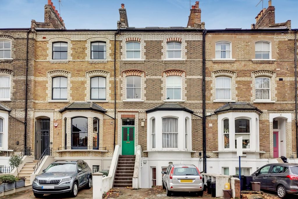 Property photo 1 of 7