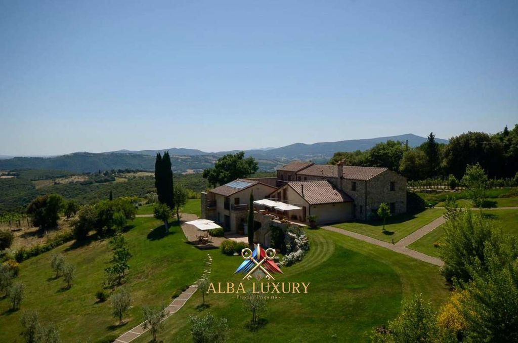 Property photo 2 of 33