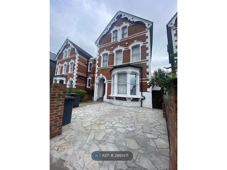 Property photo 3 of 8