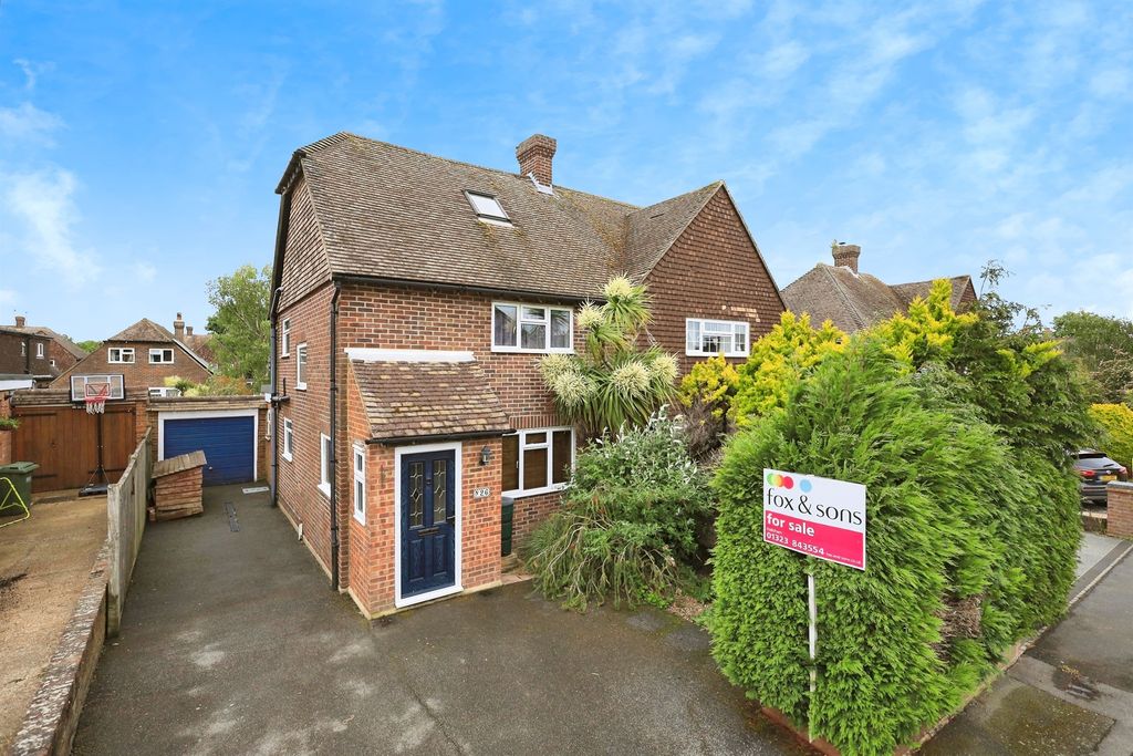 Property photo 1 of 15