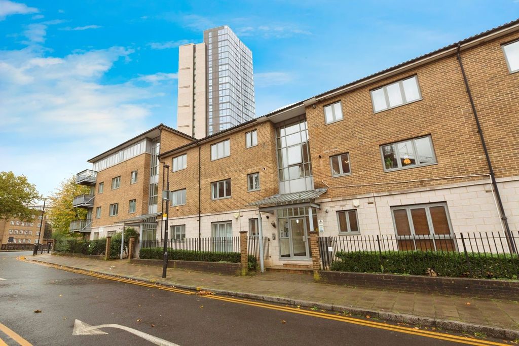 Property photo 2 of 15