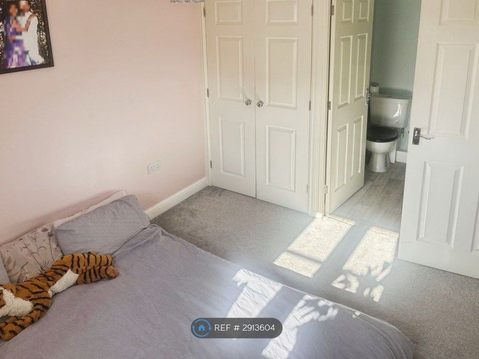 Property photo 3 of 22