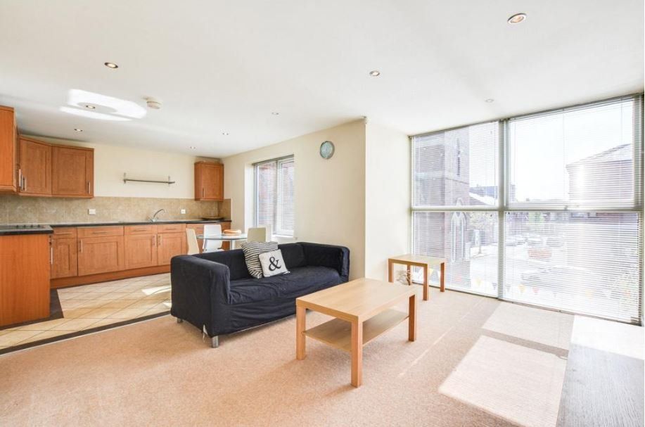 Property photo 2 of 11