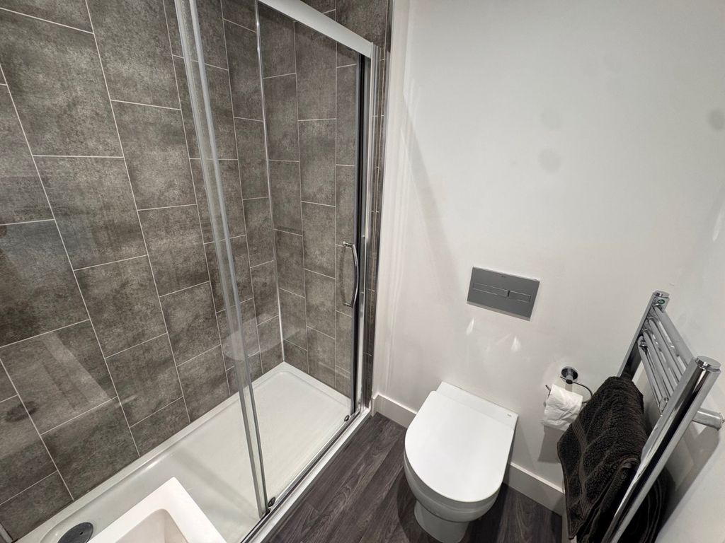 Property photo 3 of 10 Picture No. 04