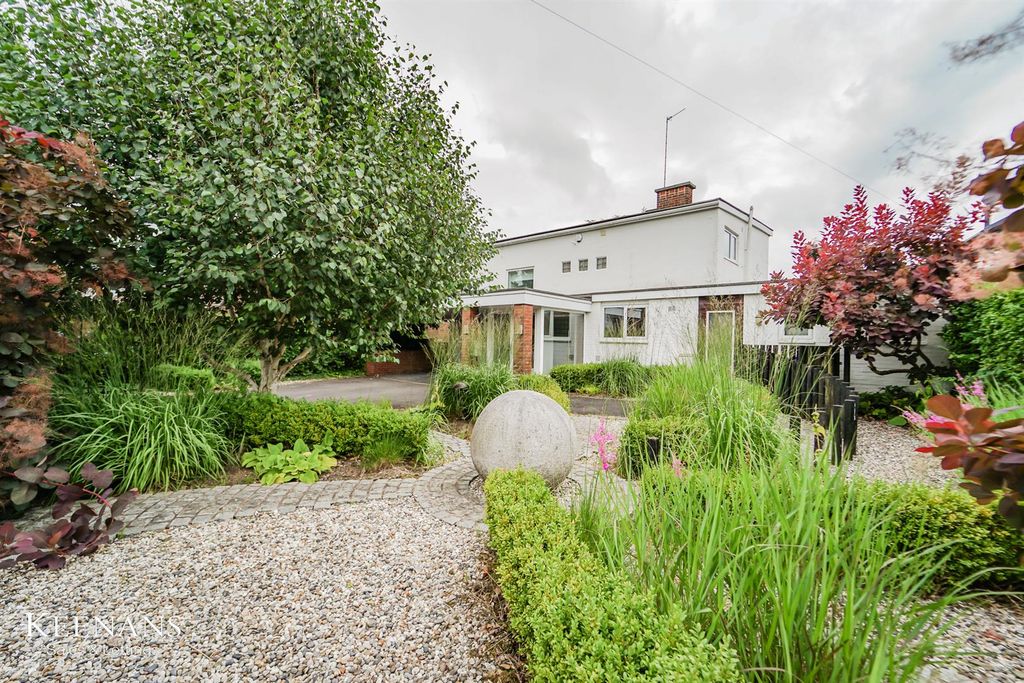 Property photo 1 of 35 2.Jpg