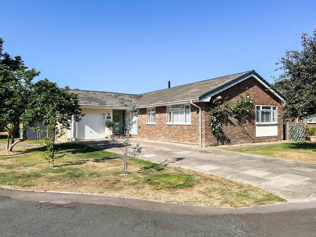 Property photo 1 of 24