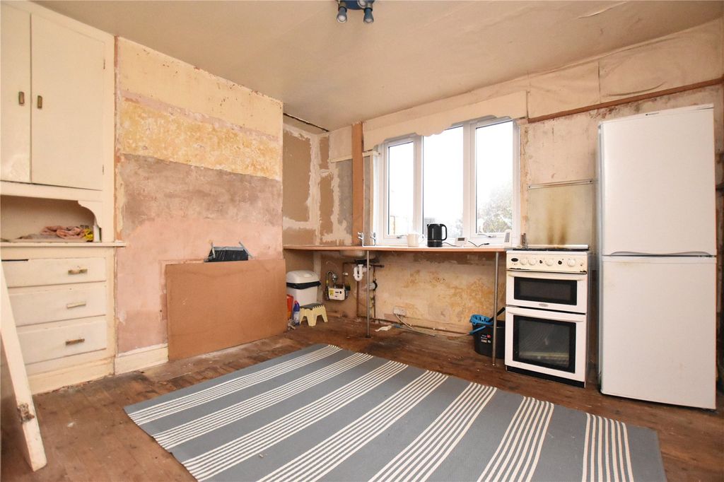 Property photo 2 of 14 Picture No. 04