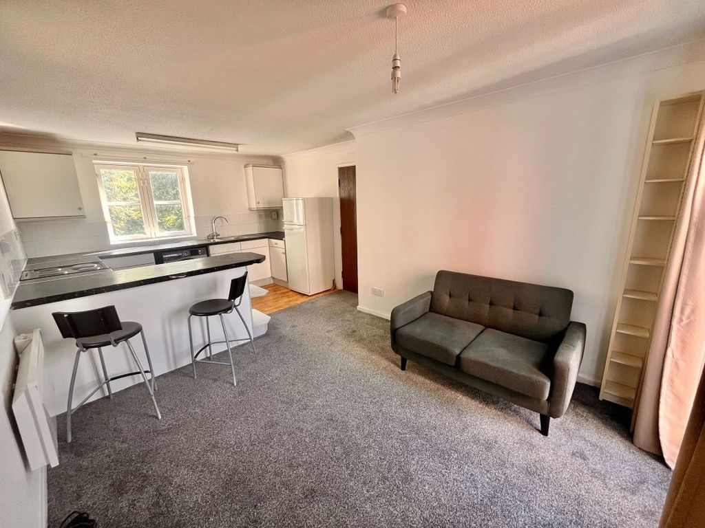 Property photo 2 of 10 Image 2
