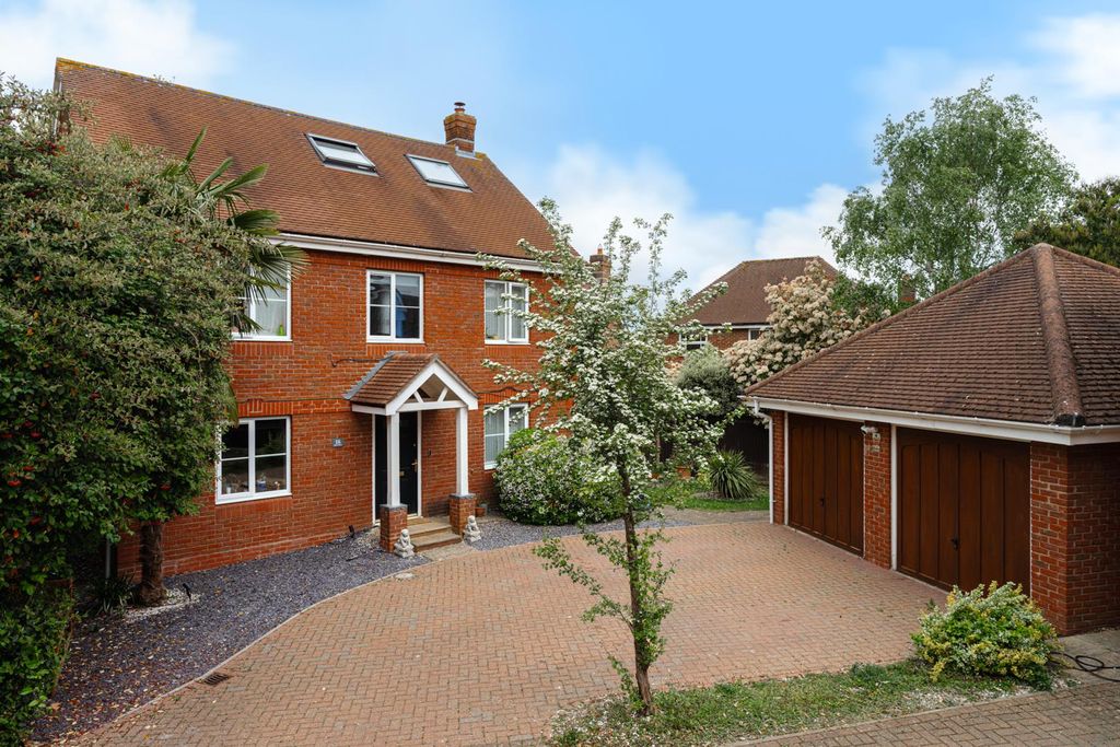 Property photo 1 of 26 Propertyportals 24.Jpg