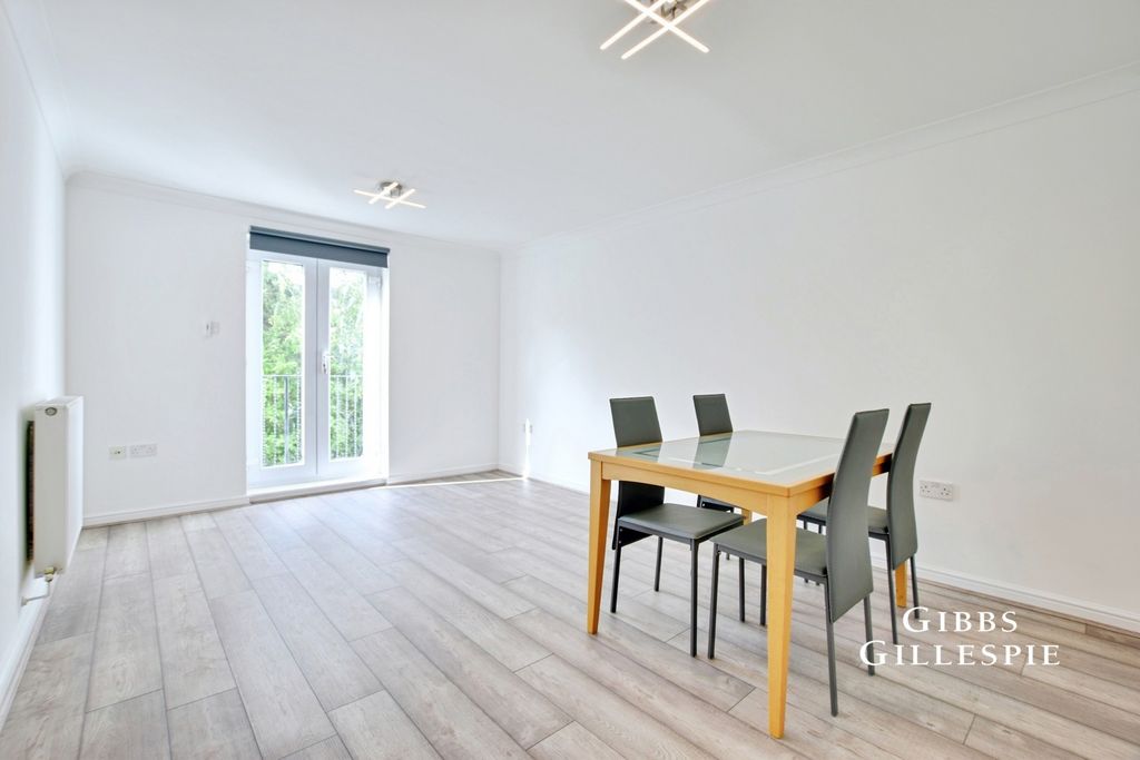 Property photo 3 of 13 Pbox-Img.Jpg