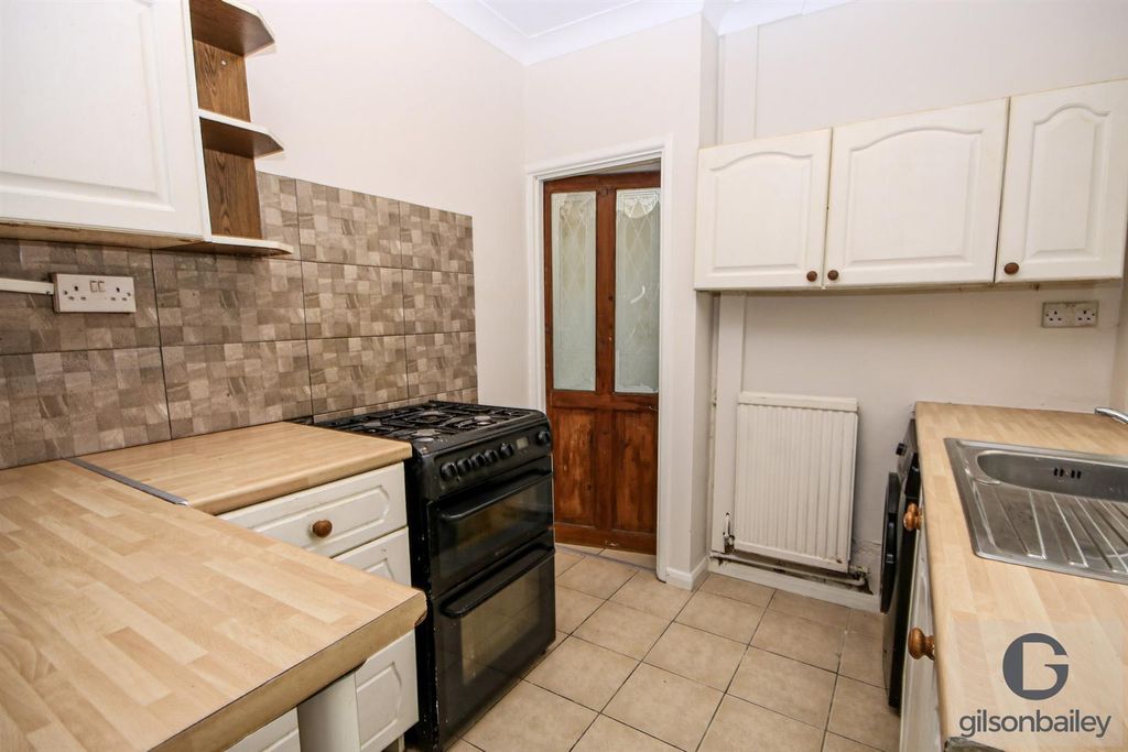 Property photo 3 of 12 8-Img_9087.Jpg