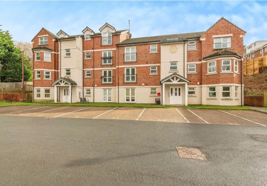 Property photo 1 of 13