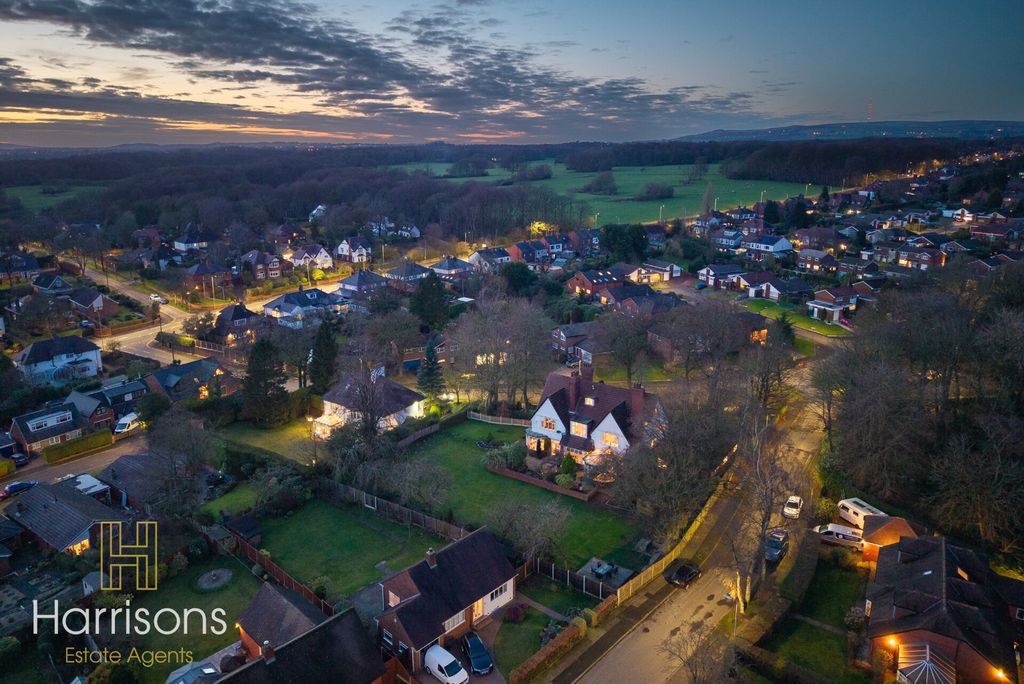 Property photo 3 of 93 4164606