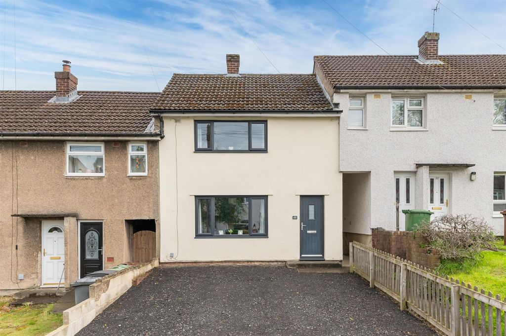 Property photo 1 of 24 Meagill Rise