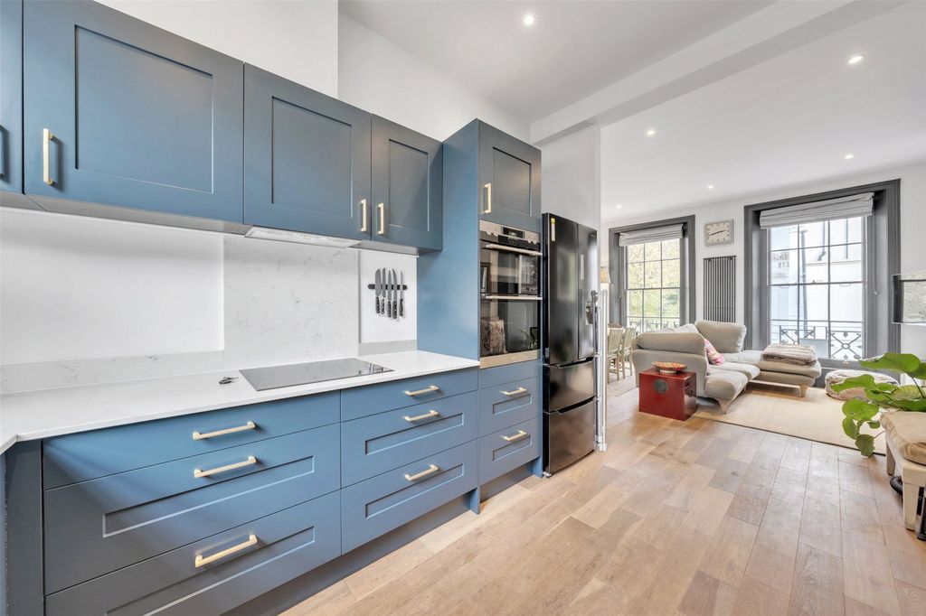 Property photo 2 of 14 Picture No. 08