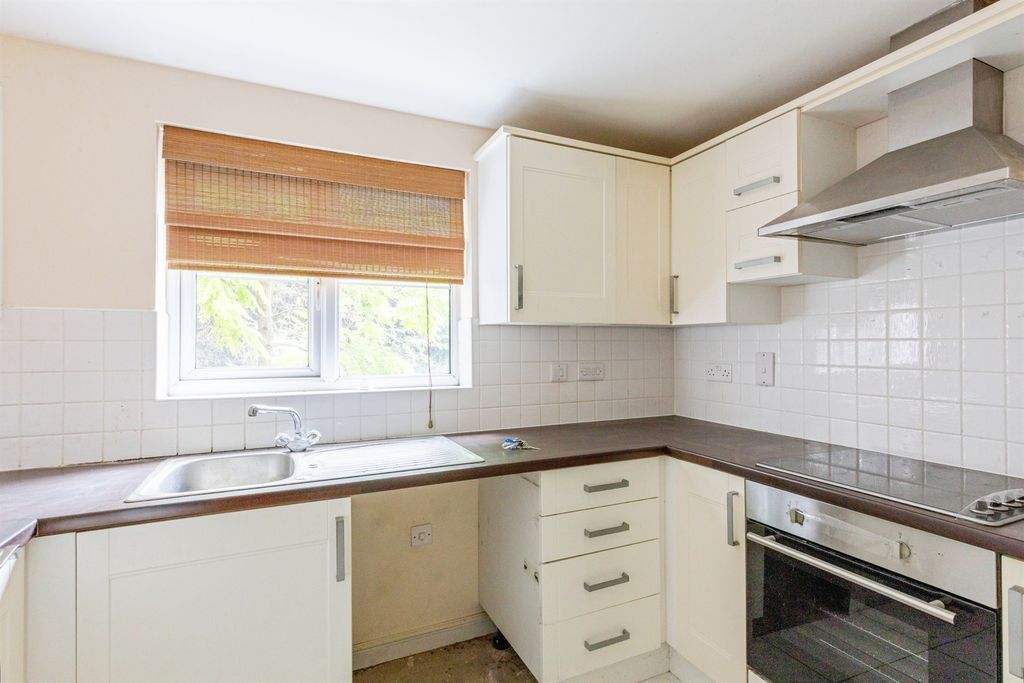Additional image 10 of 2 bed flat for saleAbbots Way, Kettering NN15