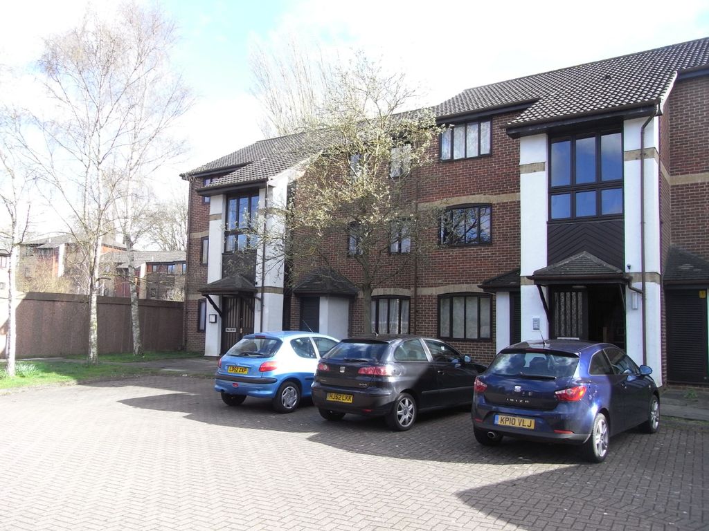 Property photo 1 of 8 5217800