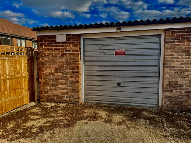 Property photo 1 of 2 Img_8428