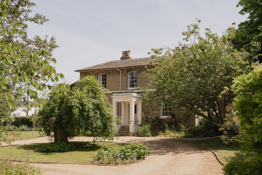 Property photo 1 of 33 299140 - 61-Laburnhum House, Downham Market-61.Jpg