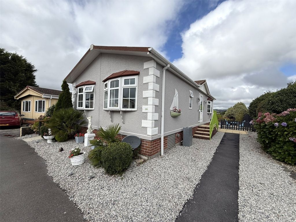 Property photo 1 of 22 Picture No. 06