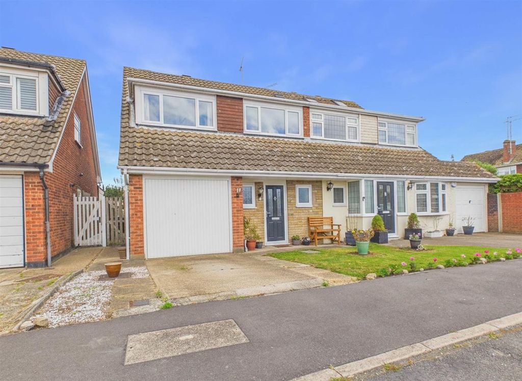 Property photo 1 of 17 4 Viking Way Front.Jpg