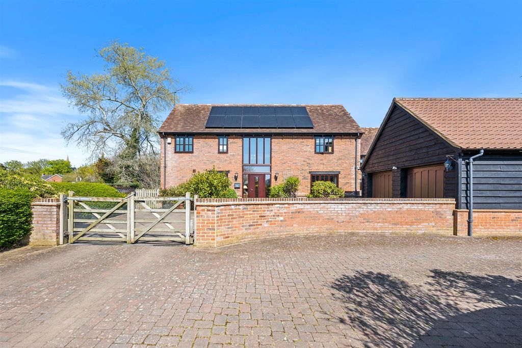 Property photo 1 of 42