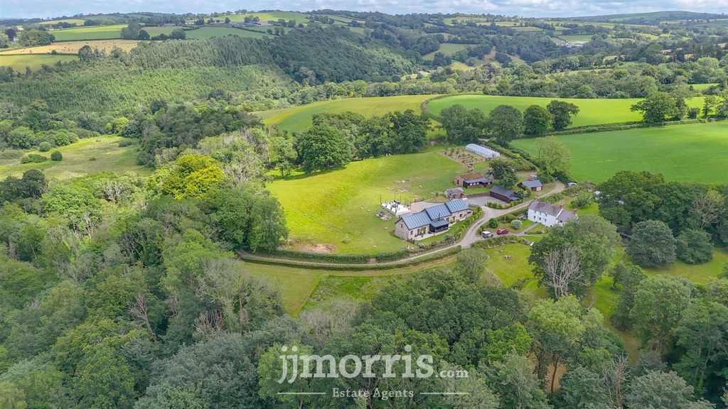 Additional image 66 of 3 bed property for saleLancych, Boncath SA37
