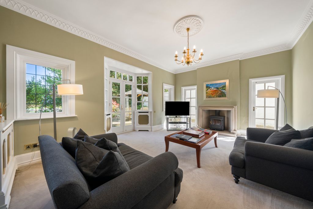 Additional image 5 of 10 bed property for saleChauntry Road, Bray, Maidenhead SL6