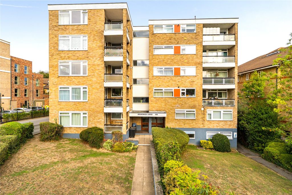 Property photo 1 of 10 Picture No. 24