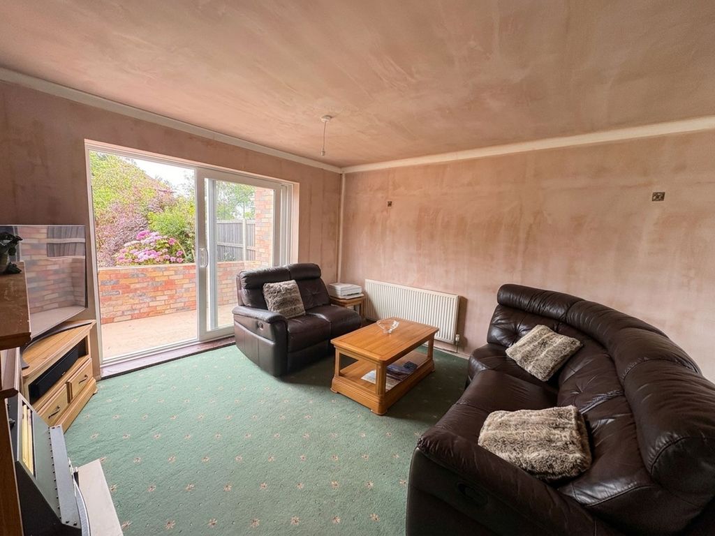 Property photo 2 of 24