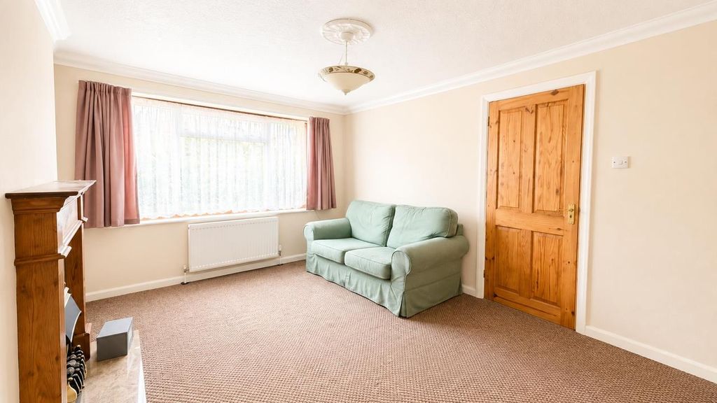 Property photo 2 of 22