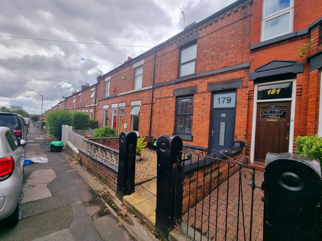 Property photo 2 of 19 Photo 2