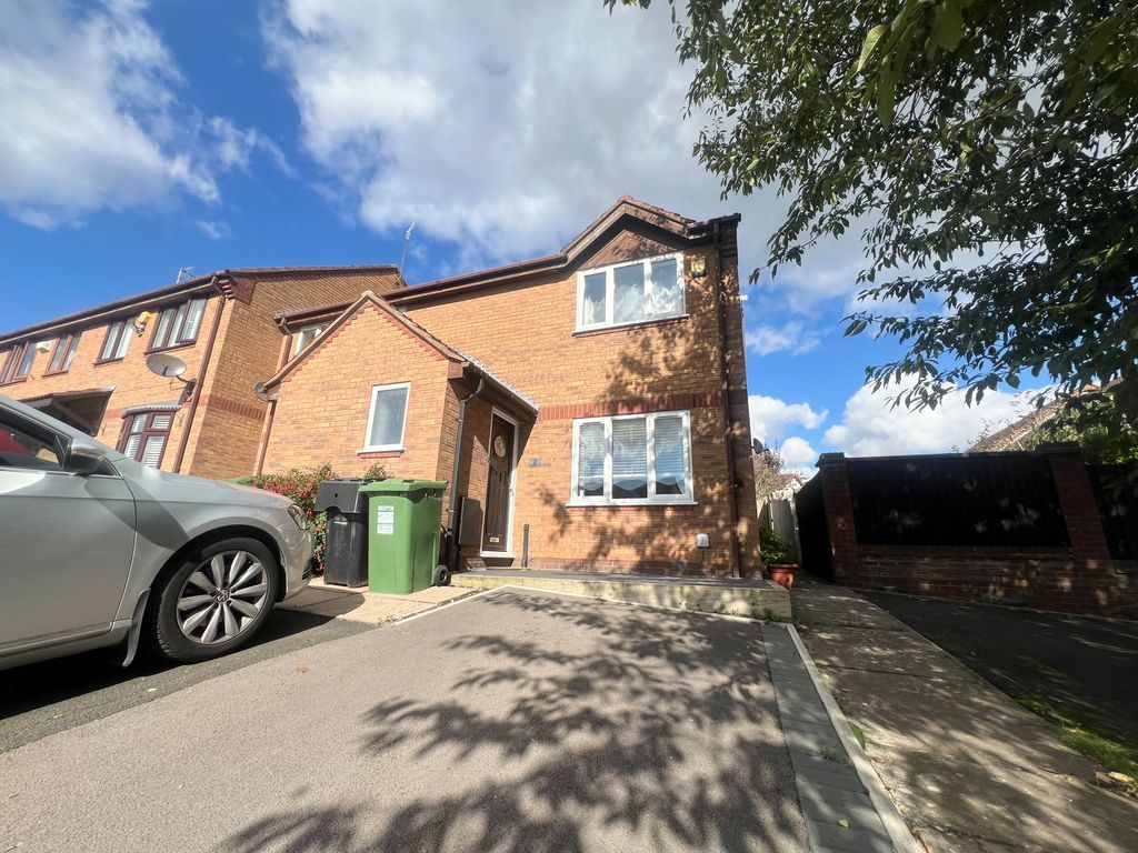 Property photo 1 of 11
