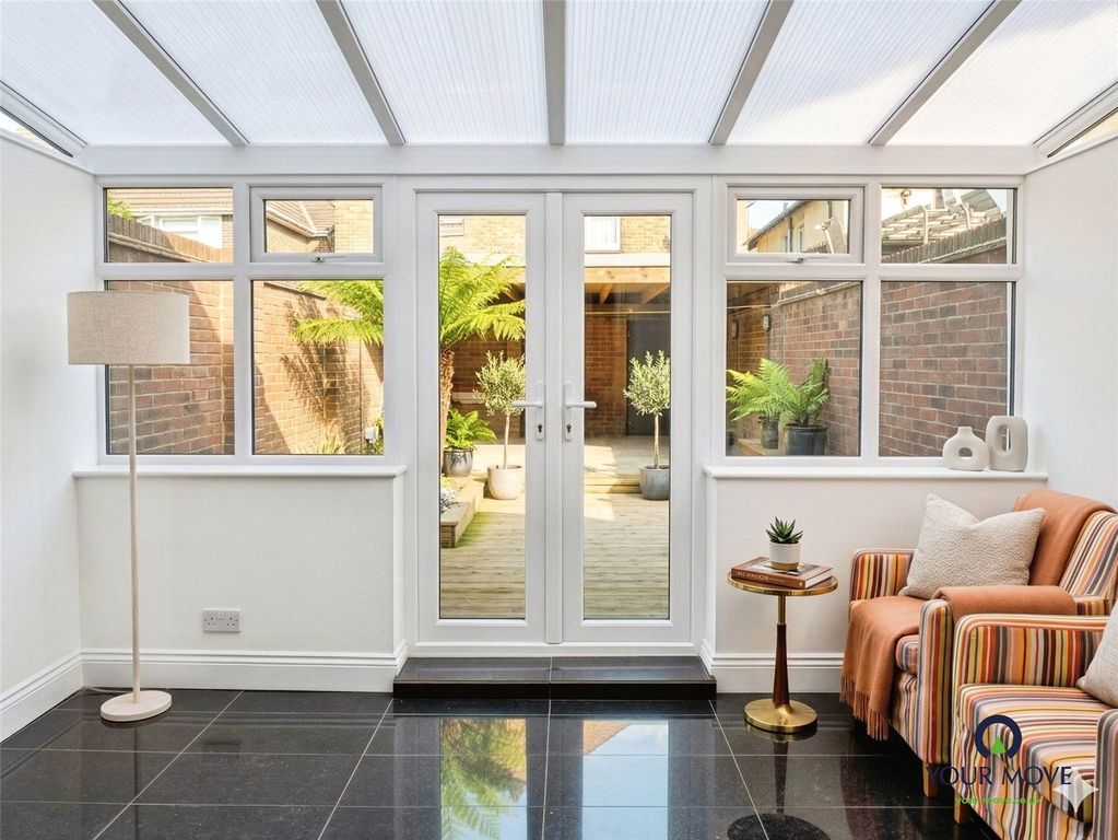 Property photo 3 of 15 Picture No. 05