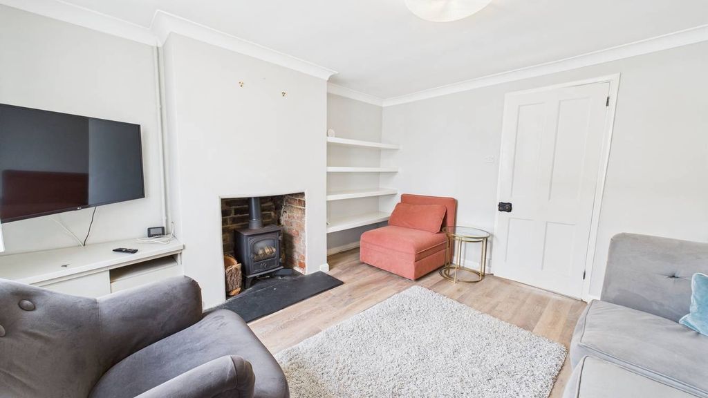 Property photo 3 of 9 2478604