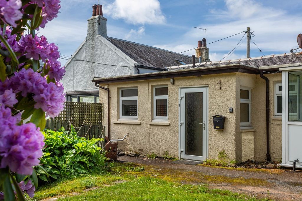 Property photo 1 of 33