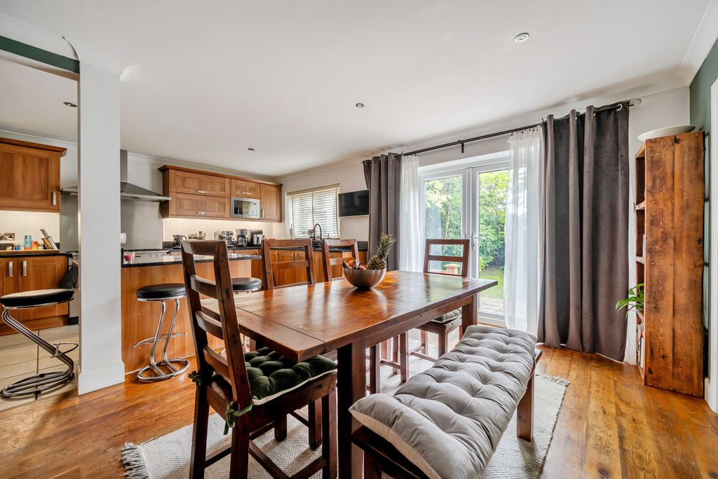 Property photo 3 of 15 1472070-8-6A26Dfd...
