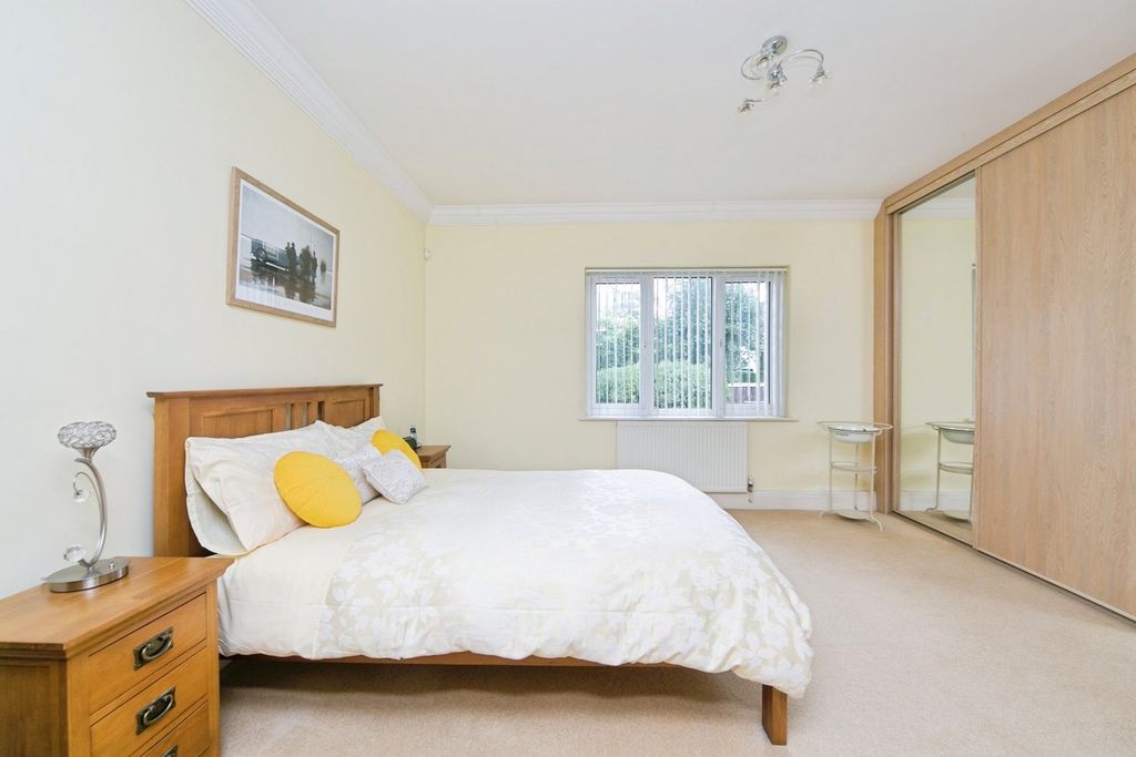 Additional image 9 of 2 bed flat for saleTy Mawr Road, Deganwy, Conwy LL31